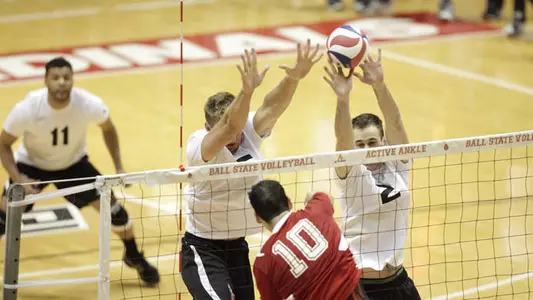 Middle Attack Leads No. 15 MVB Over George Mason