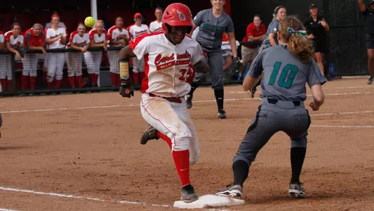 Softball Closes Buffalo Series with 5-3 Victory Saturday