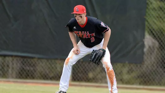 Baseball Falls in Rain Shortened Game by 4-3 Score