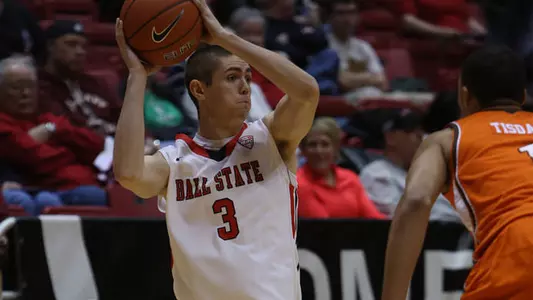 MBB Visits NIU Saturday to Close Regular Season