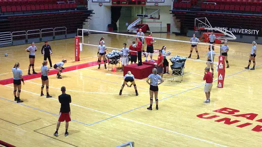Volleyball Holds First Official Practice Of 2014