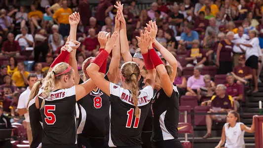Women's Volleyball Set For HotelRED Invitational