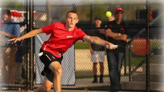 Men's Tennis Closes Out Play at Milwaukee Classic