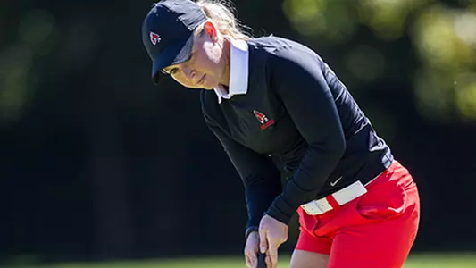 McDougall Holds First-Round Lead at Cardinal Classic