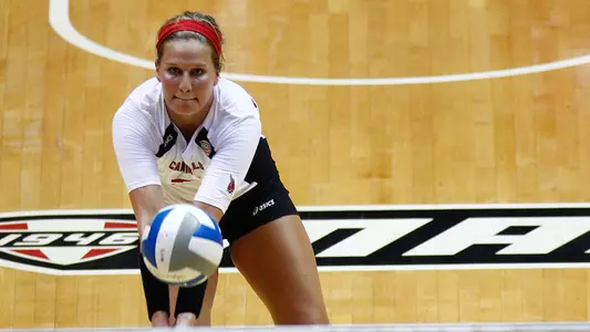 Volleyball Opens Season With 3-1 Win Over Albany