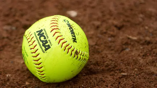 Softball Picked to Finish Second in the MAC West