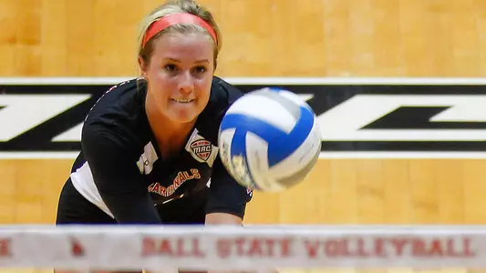 Women?s Volleyball Suffers 3-0 Setback At IUPUI