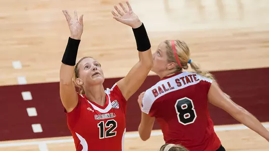 Women?s Volleyball Wins Five-Set Thriller At IPFW