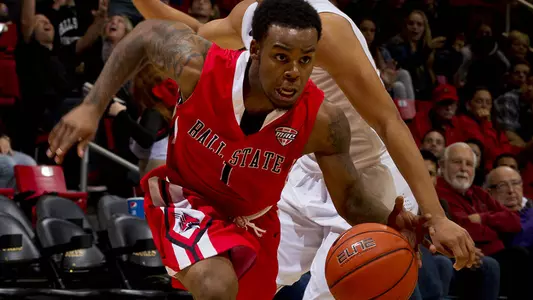 Men's Hoops Beats Central Michigan, Now 2-0 in MAC