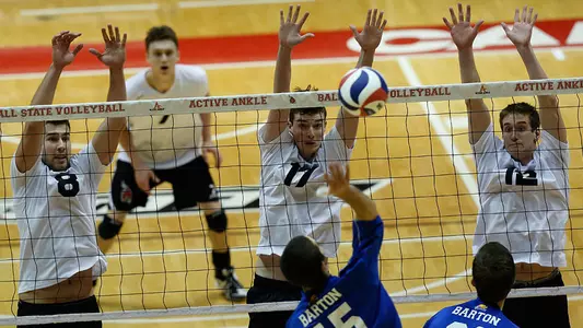 Men?s Volleyball Sweeps Barton In Opening Weekend