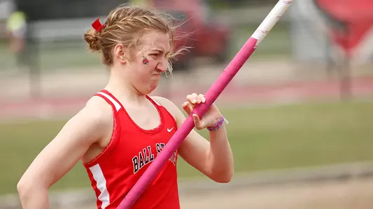 T&F Earns Six Career Bests To Open Gladstein Invite