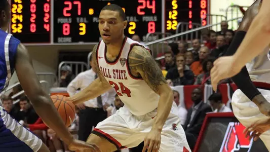 Men?s Basketball Runs Past IU Kokomo, 90-54