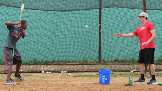 Baseball Closes Out Dominican Republic Trip With Kids Clinic
