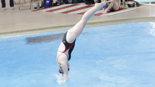 Women's Divers Round Out NCAA Diving Zone Action