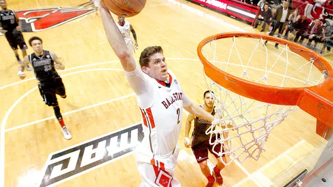 Kammy?s Career Night Can?t Lift Men?s Hoops over NIU