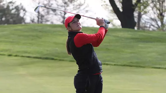 Lindley, Adamson Pace Women?s Golf in Arizona