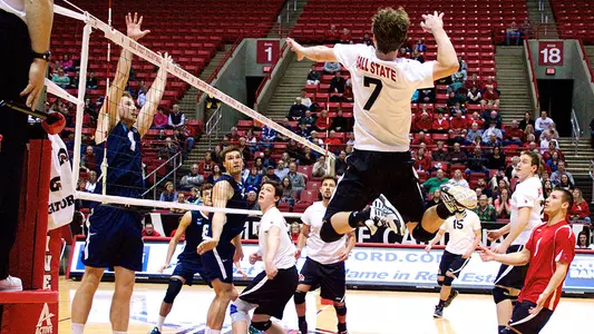 Men?s Volleyball Falls 3-0 To Conference Rival IPFW