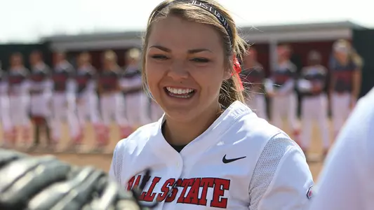 Softball Suffers Pair of Friday Loss at Houston Invite