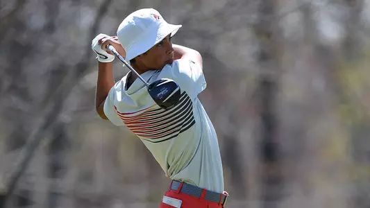 Men?s Golf Starts Strong at Badger Invite