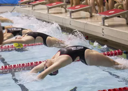 Women's Swim & Dive Takes On Conference Foe Ohio