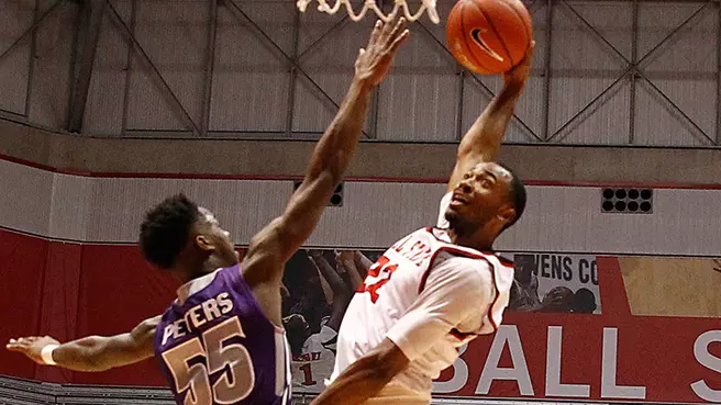 Men?s Hoops Drops 73-64 Decision to Akron