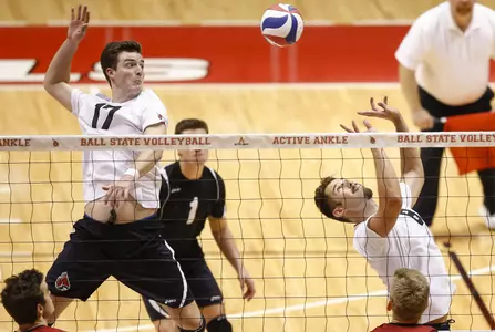 Men?s Volleyball Extends Win Streak To Five With IPFW Sweep