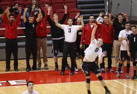Men's Volleyball Marks 3-2 Comeback Win Over George Mason