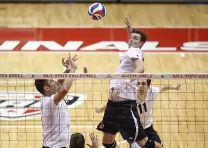With A 3-2 Rebound Win, Men?s Volleyball Downs McKendree