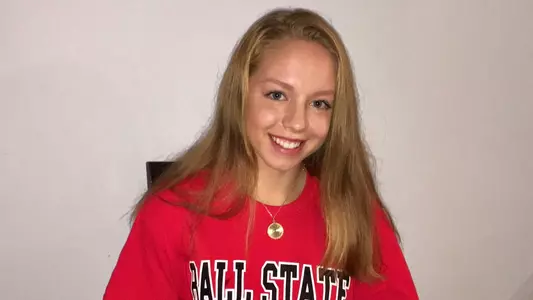 Victoria Women's Tennis Recruit