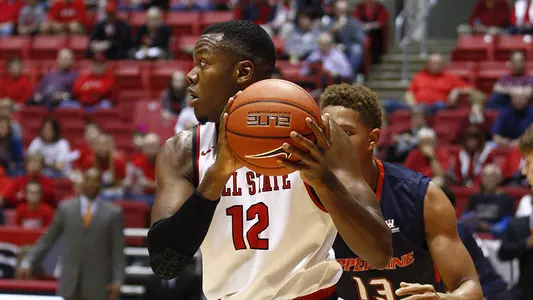 Bo Calhoun Signs Pro Contract in Luxembourg