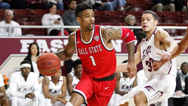 Men?s Hoops Beats Miami, Grabs Sole MAC West Lead