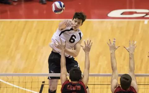 In A 3-1 Rebound, Men?s Volleyball Downs Mount Olive