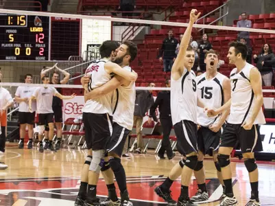 Niemczewski Leads Men?s Volleyball To Ten Match Win Streak