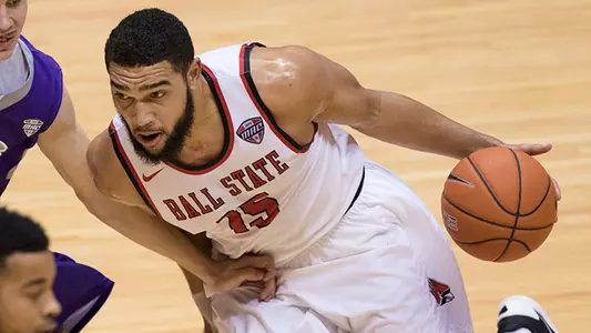 Men?s Hoops Grits out 72-64 Win at Bowling Green