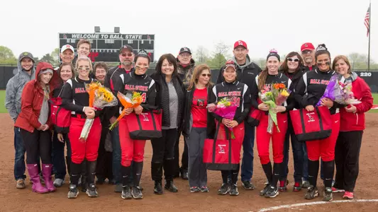 Softball Celebrates Senior Day with 10-2 (5) Win over Western Michigan