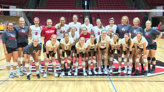 Women?s Volleyball Closes Preseason Camp with Alumni Match Victory