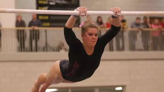 Miranda Kuehl on Bars