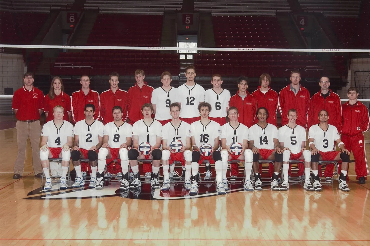 Men's Volleyball 2003-2004