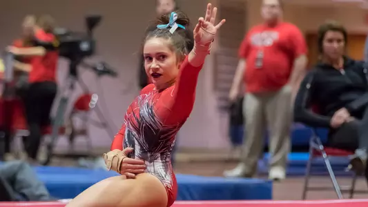 kaitlyn menzione floor
