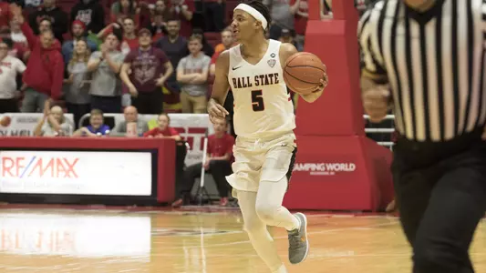 Cardinals win at Worthen.