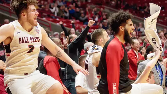Bench Celebration, Team