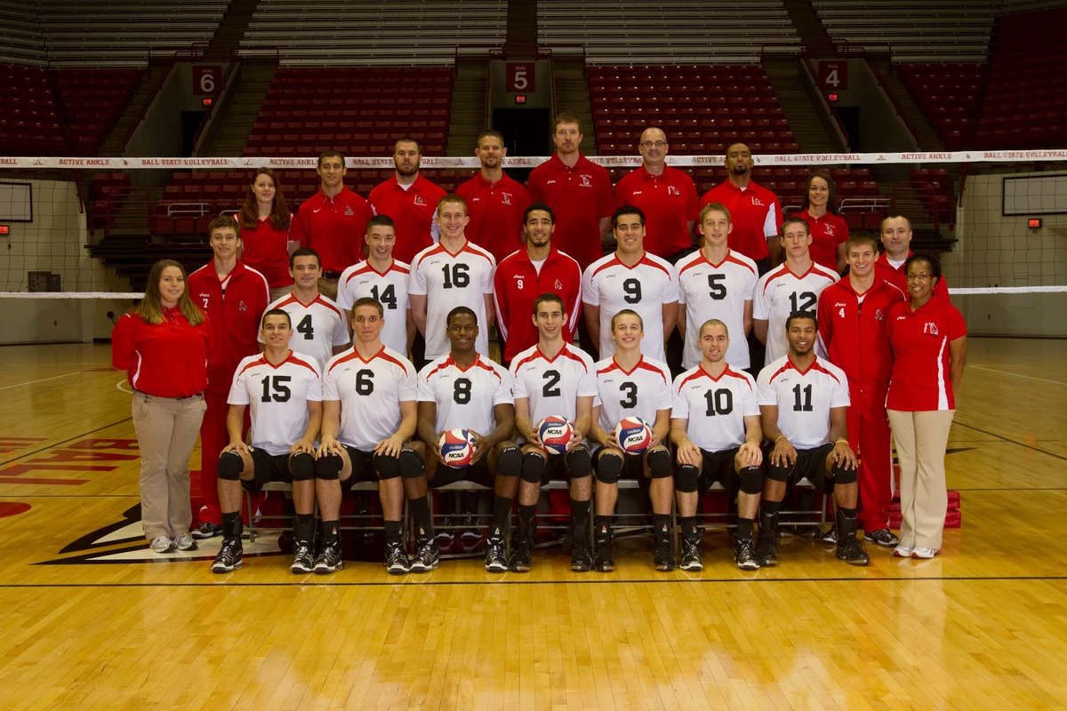 2012 Men's Volleyball Team Photo
