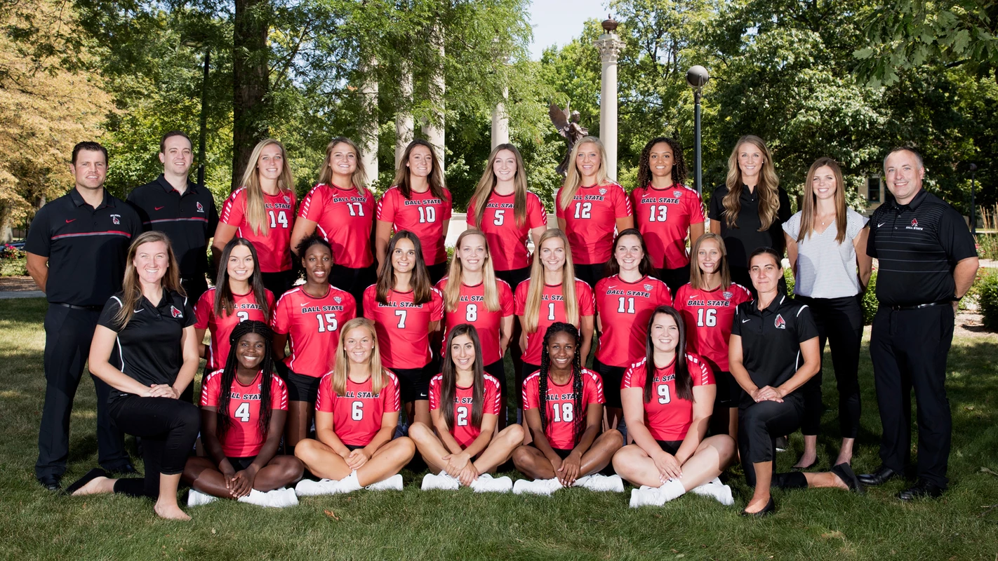 2019 Ball State WVB Team w/Staff