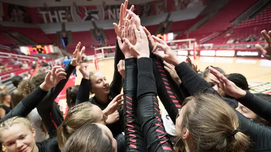 WVB Team Huddle - Hands