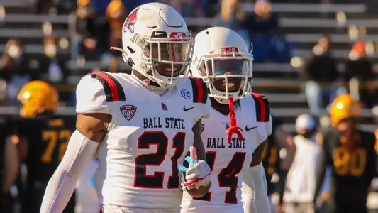 Antonio Phillips, J.T. Wahee