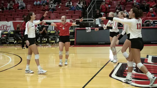 Maggie Huber - Cheering w/Team