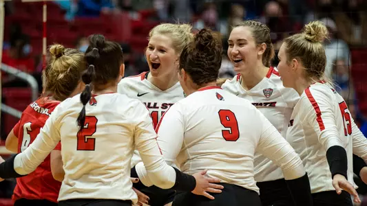 WVB Team Cheer - CMU