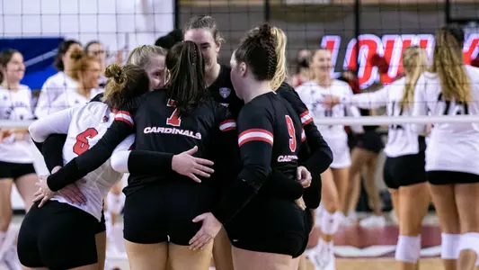 WVB Team vs. Louisville