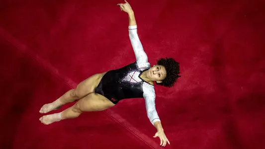 Victoria Henry floor exercise Ball State