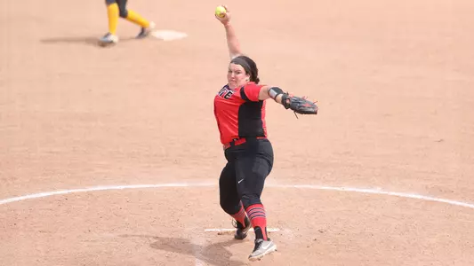 Alyssa Rothwell Pitching